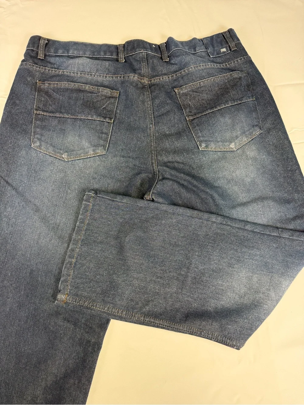 Alexander Julian Colours Men's Faded Blue Straight Jeans 42 x 30
